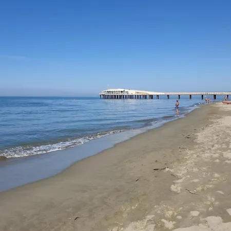 Apartment Corallo Beach Lido di Camaiore